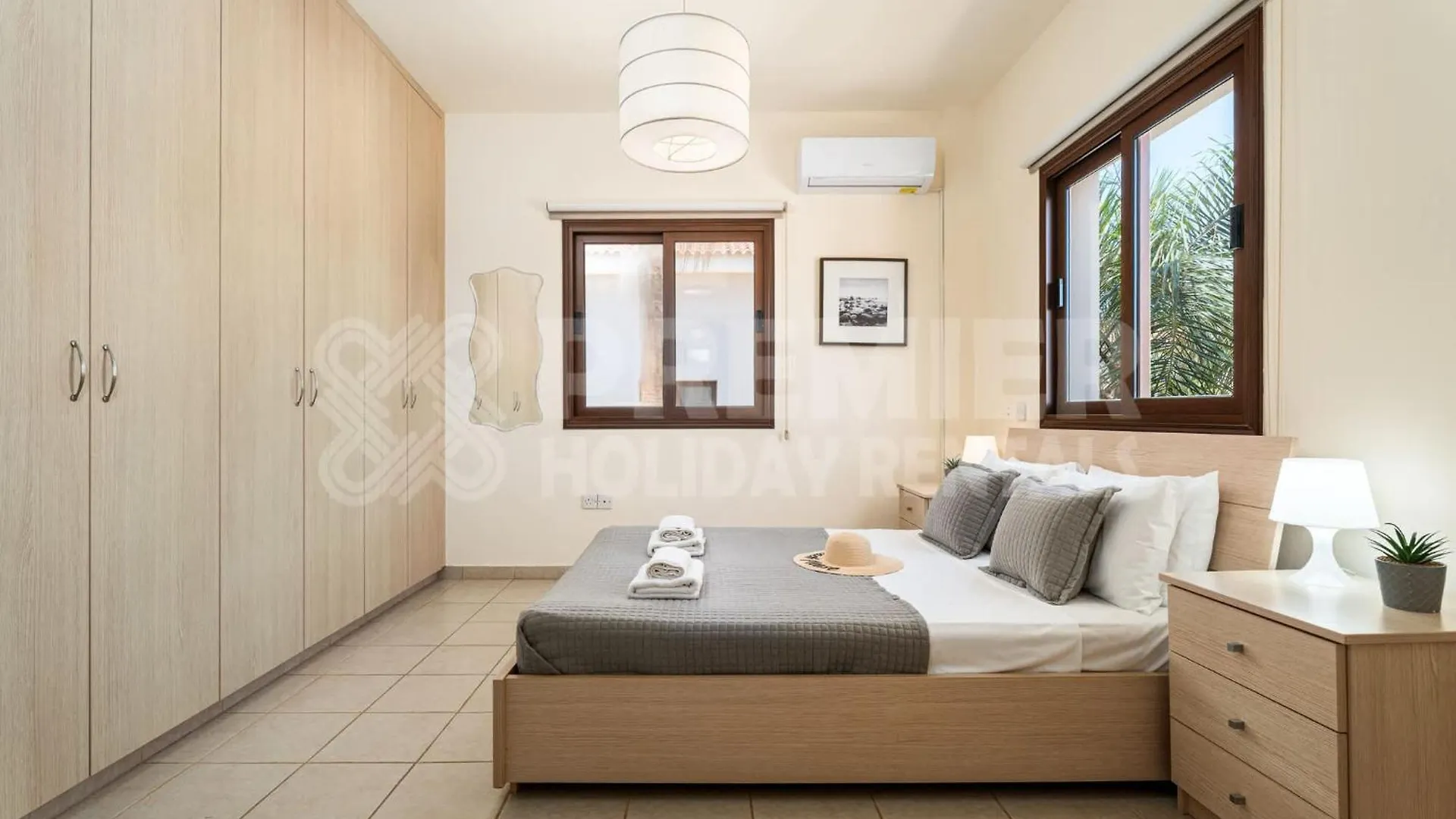 פרוטאראס Villa Mandalay