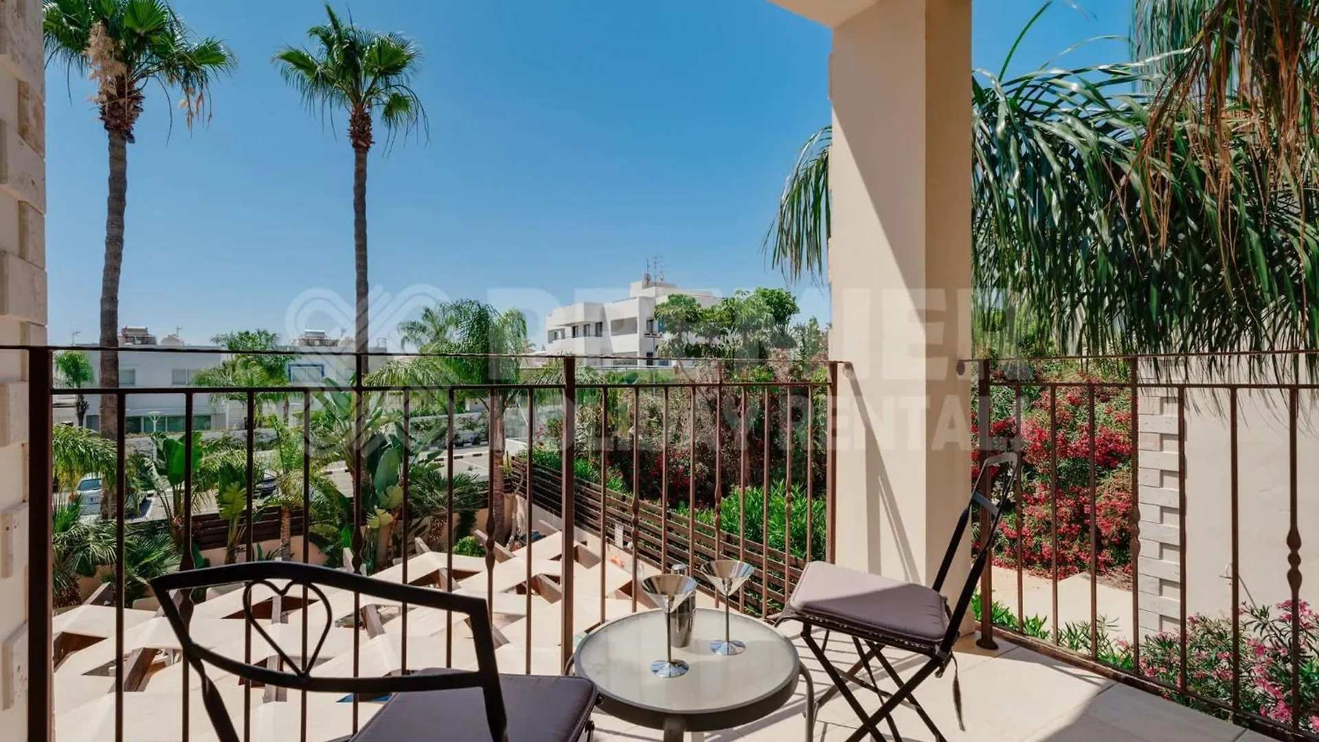 פרוטאראס Villa Mandalay